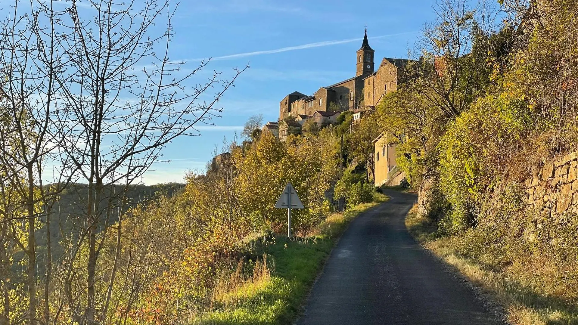L'Oustal Du Larzac, Gite En Aveyron La Bastide-Pradines Holiday home